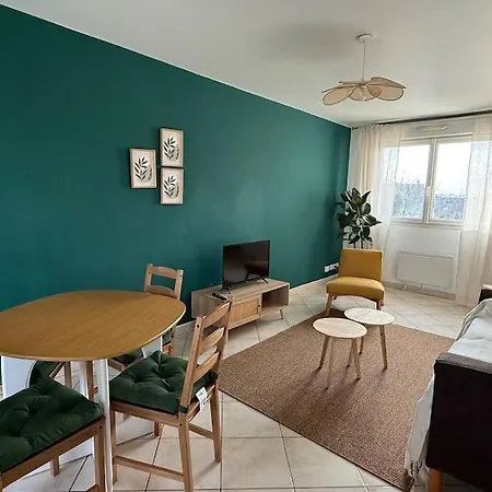 Le Duplex De La Gare Apartment