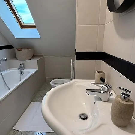 Le Duplex De La Gare